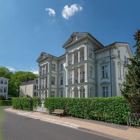 Franz Josef App 08 アパート Neuhof